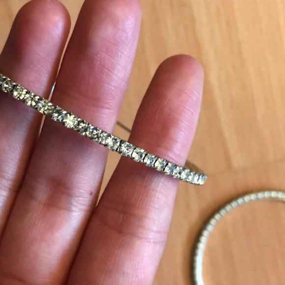 Sparky Sparkling Shiny Hoop Earrings - Picture 4 of 7